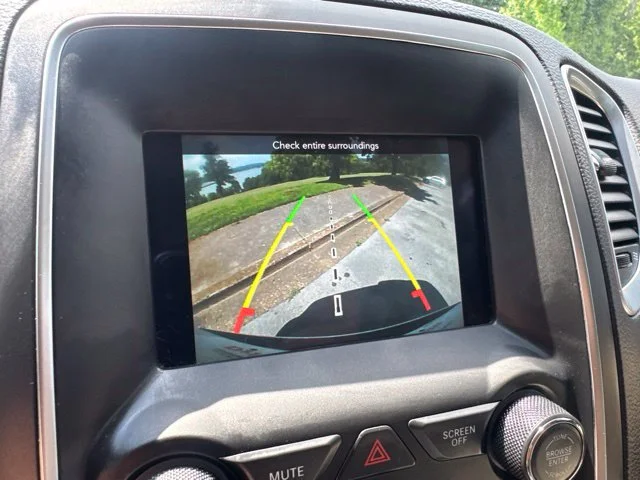 Used 2020 White Dodge SXT image 20