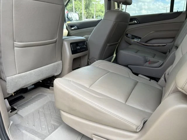 Used 2019 PEPPERDUST METALLIC GMC SLT Standard Edition image 17