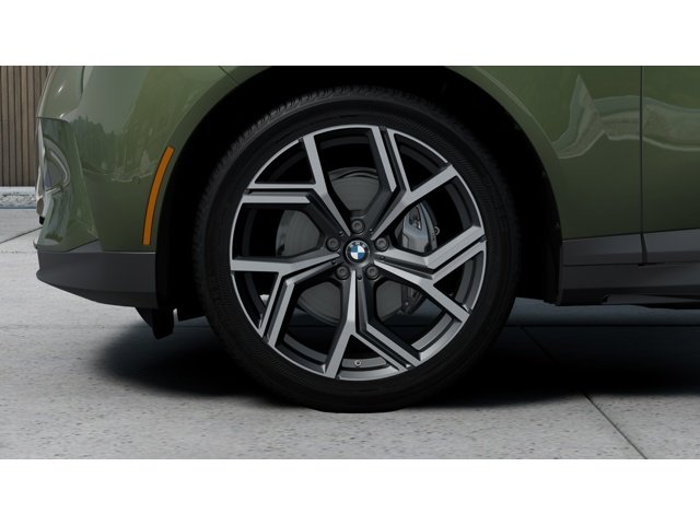 New 2027 Grey Pine Metallic BMW 40 xDrive image 7