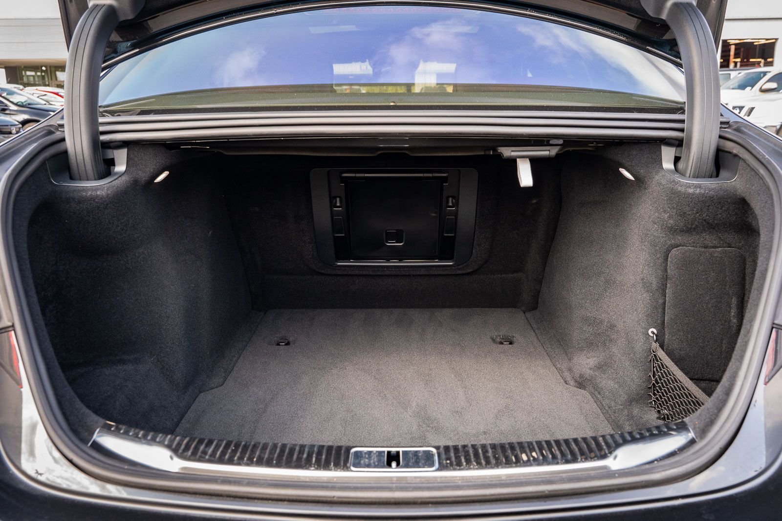 Used 2024  Mercedes-Benz S 580 image 23