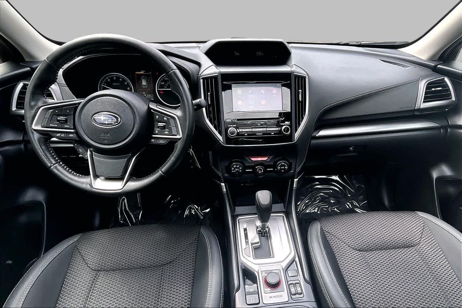 Used 2019 Dark Gray Metallic Subaru Premium image 16