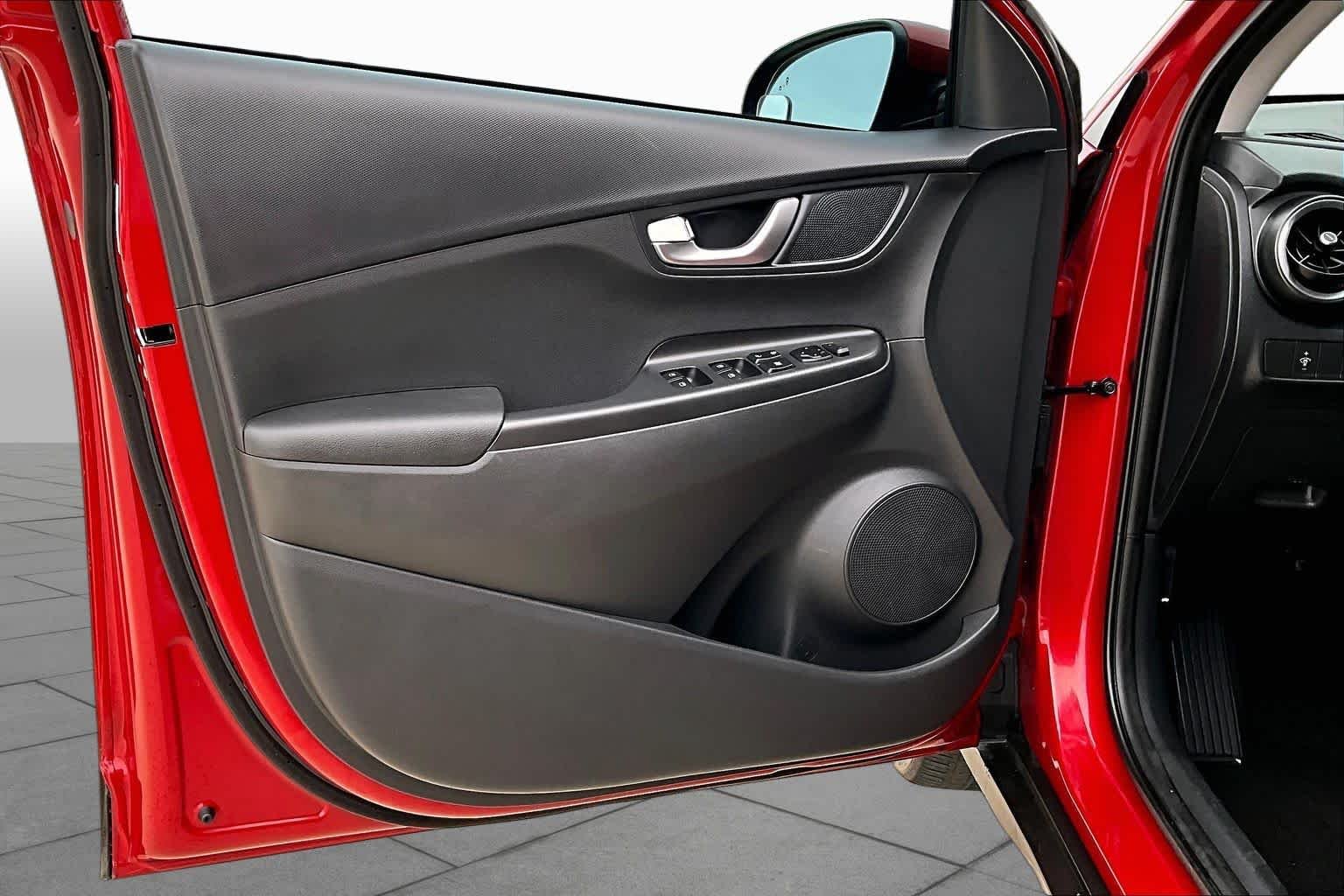 Used 2022 Pulse Red Hyundai SEL image 22
