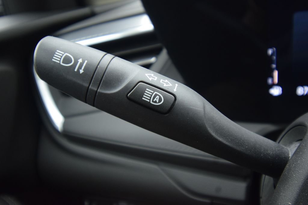 Used 2024 Cinnabar Metallic Buick Preferred image 32