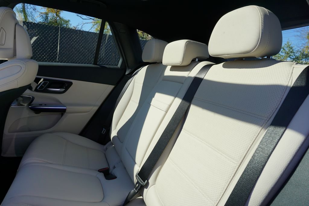 Used 2026 Black Mercedes-Benz GLC 300 image 14