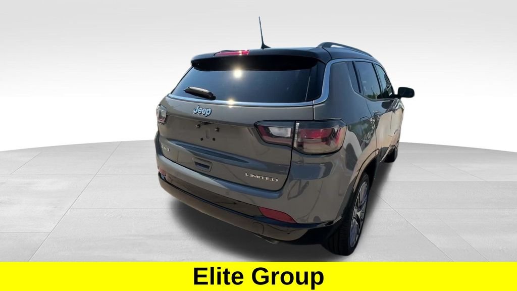 Used 2022 Gray Jeep Limited image 9