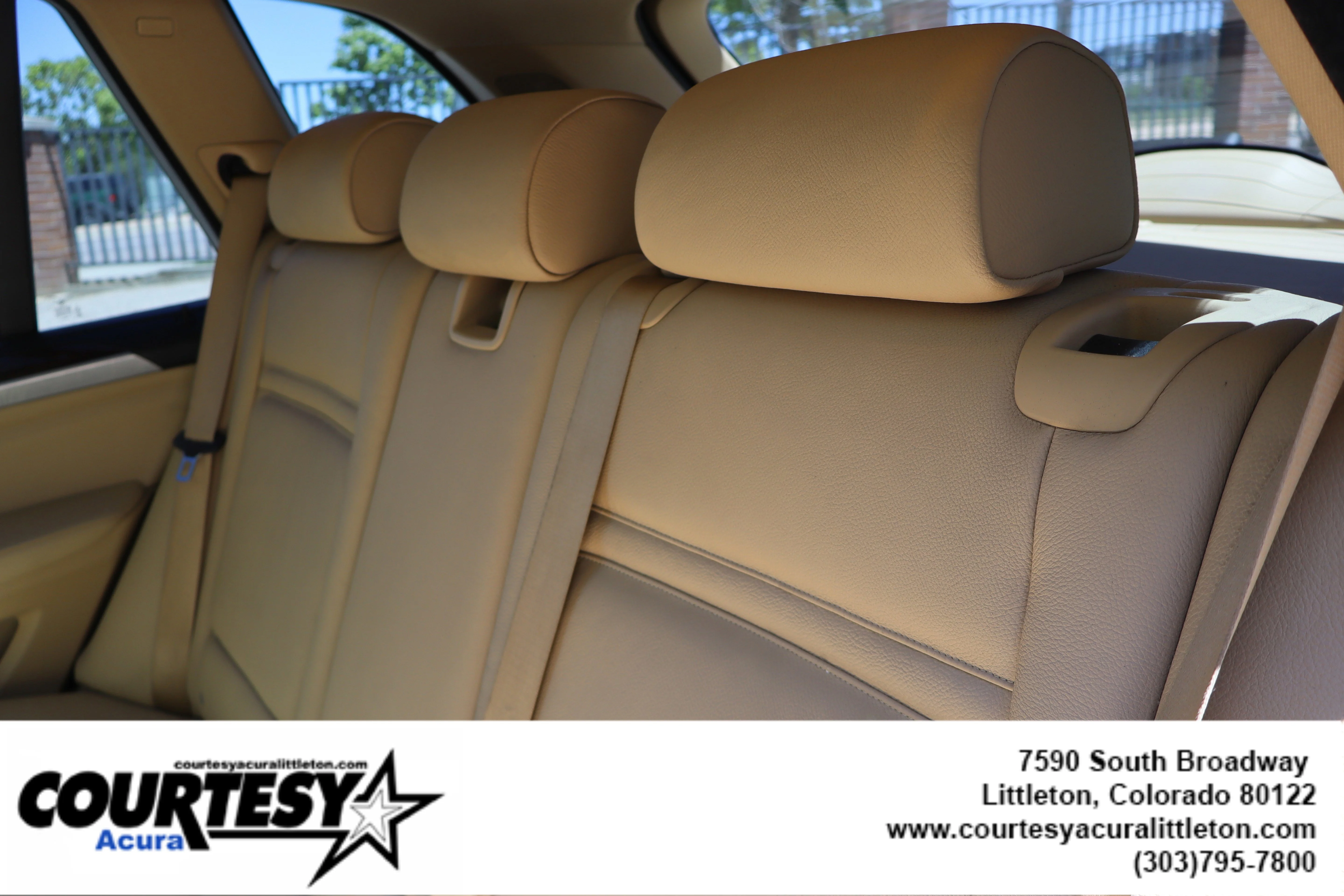 Used 2008 Black BMW 3.0si image 23