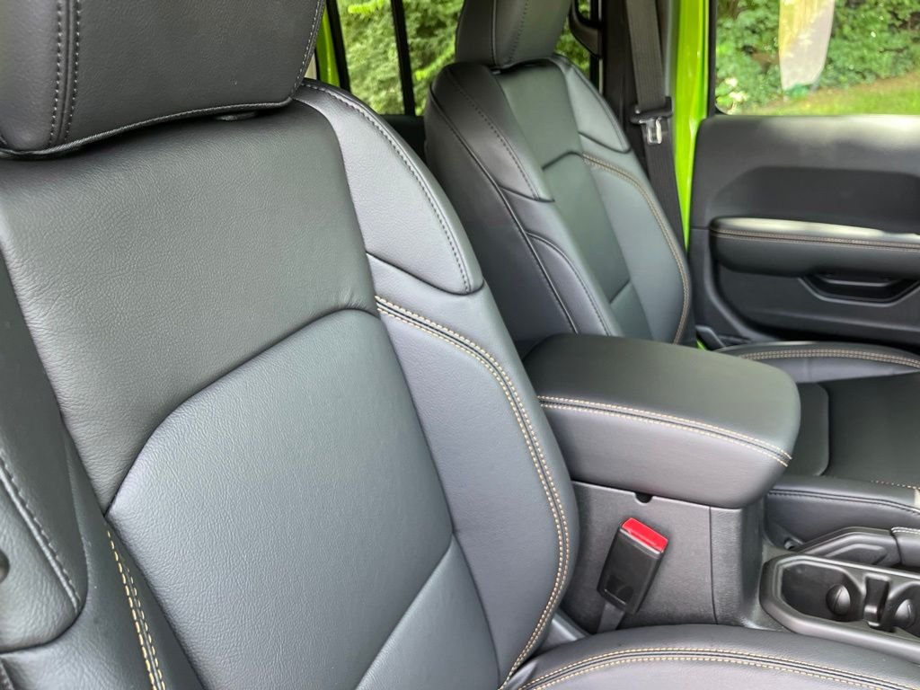 New 2026 Mojito Clear-Coat Exterior Paint Jeep Sahara image 43