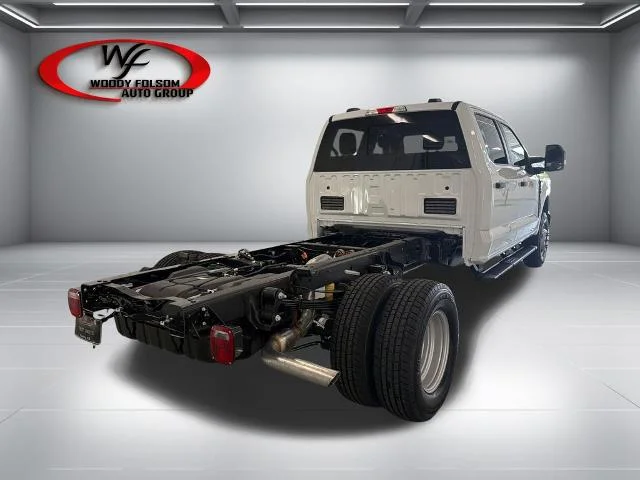 New 2027 Oxford White Ford F-350® XL image 25