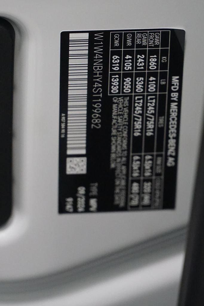 2025 Mercedes-Benz Sprinter Crew Van Base - Photo 15