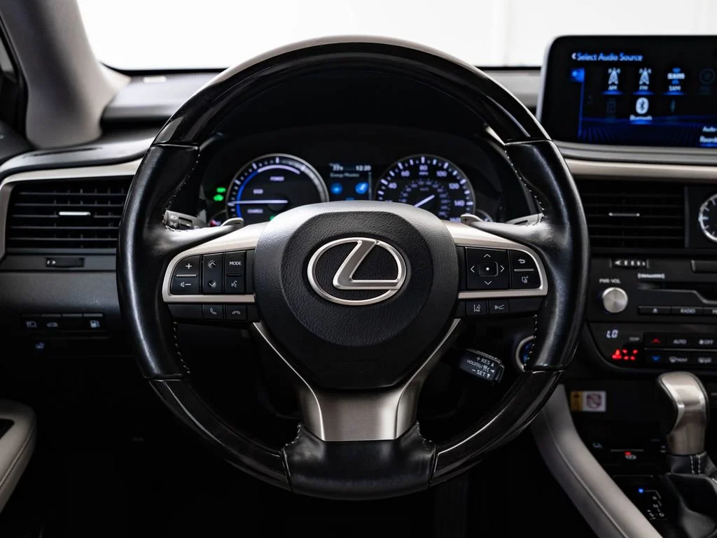 Used 2022 White Pearl Lexus 450hL Luxury image 41