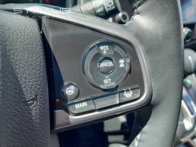 Used 2020 Lunar Silver Metallic Honda Touring image 15