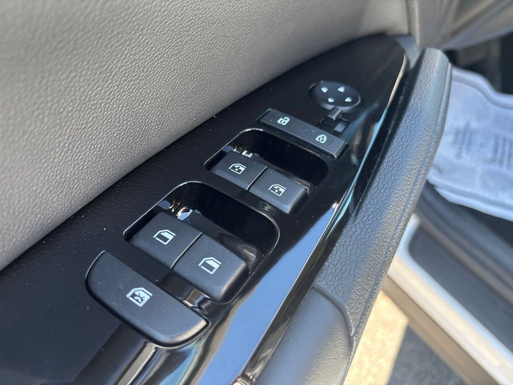 Certified Used 2023 White Kia EX image 21