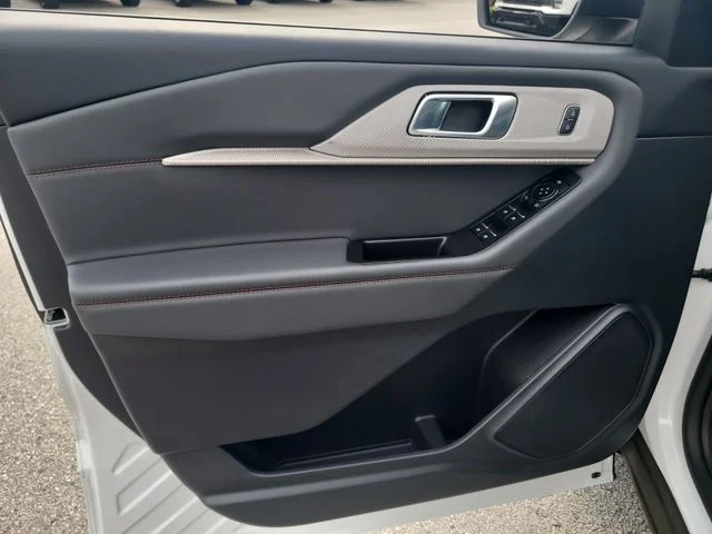Used 2025 White Ford Active image 19