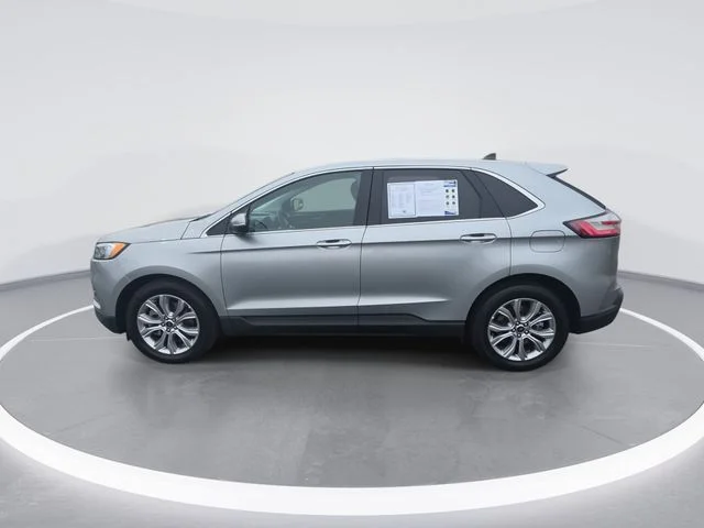 Used 2024 Silver Ford Titanium image 5
