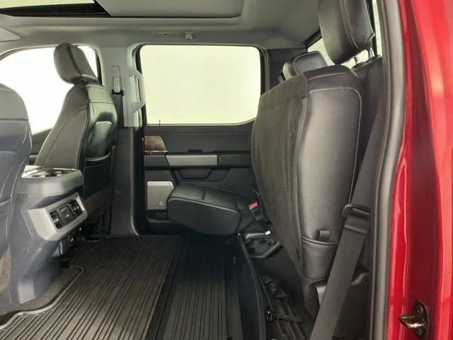 Used 2023 Red Ford Lariat image 33