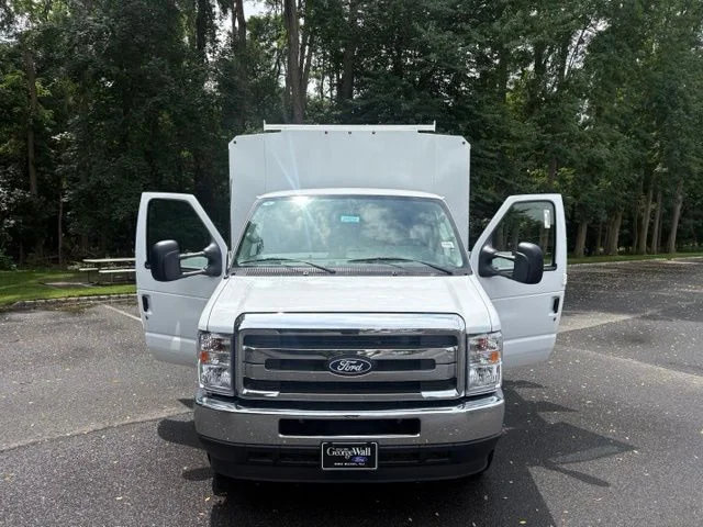 2026 Ford E-Series Cutaway Base - Photo 15