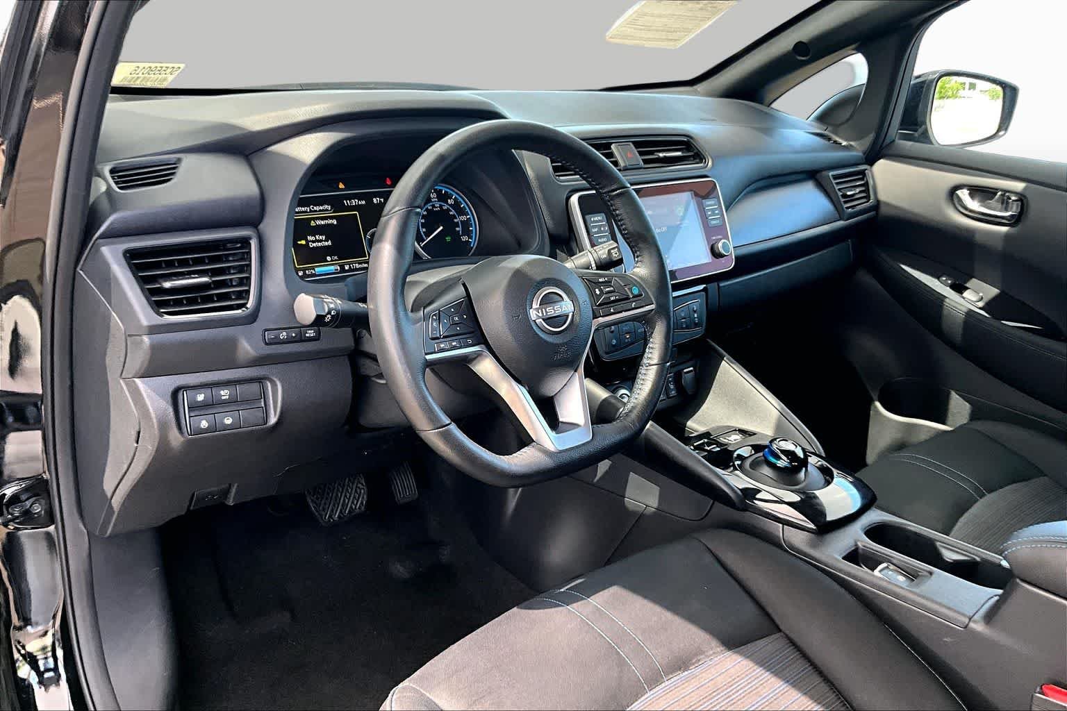 Used 2025 Super Black Nissan SV PLUS image 16