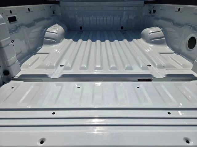 Used 2025 White Nissan S image 15