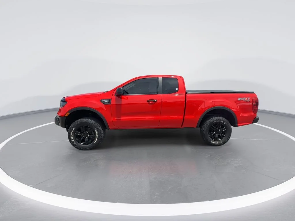 Used 2022 Red Ford XL image 5