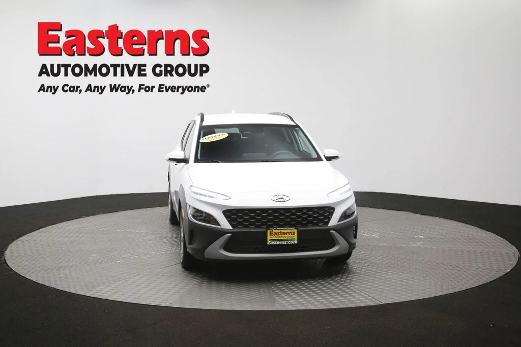 Used 2023 White Hyundai SEL image 50