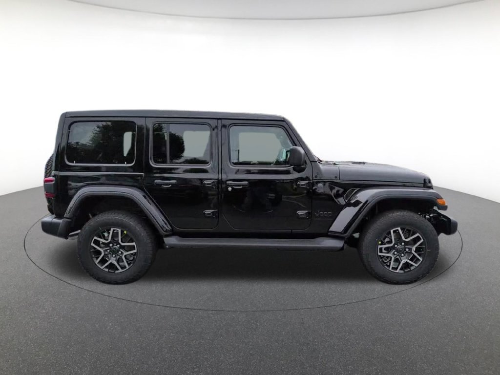 New 2027 Black Clear-Coat Paint Jeep Sahara image 5
