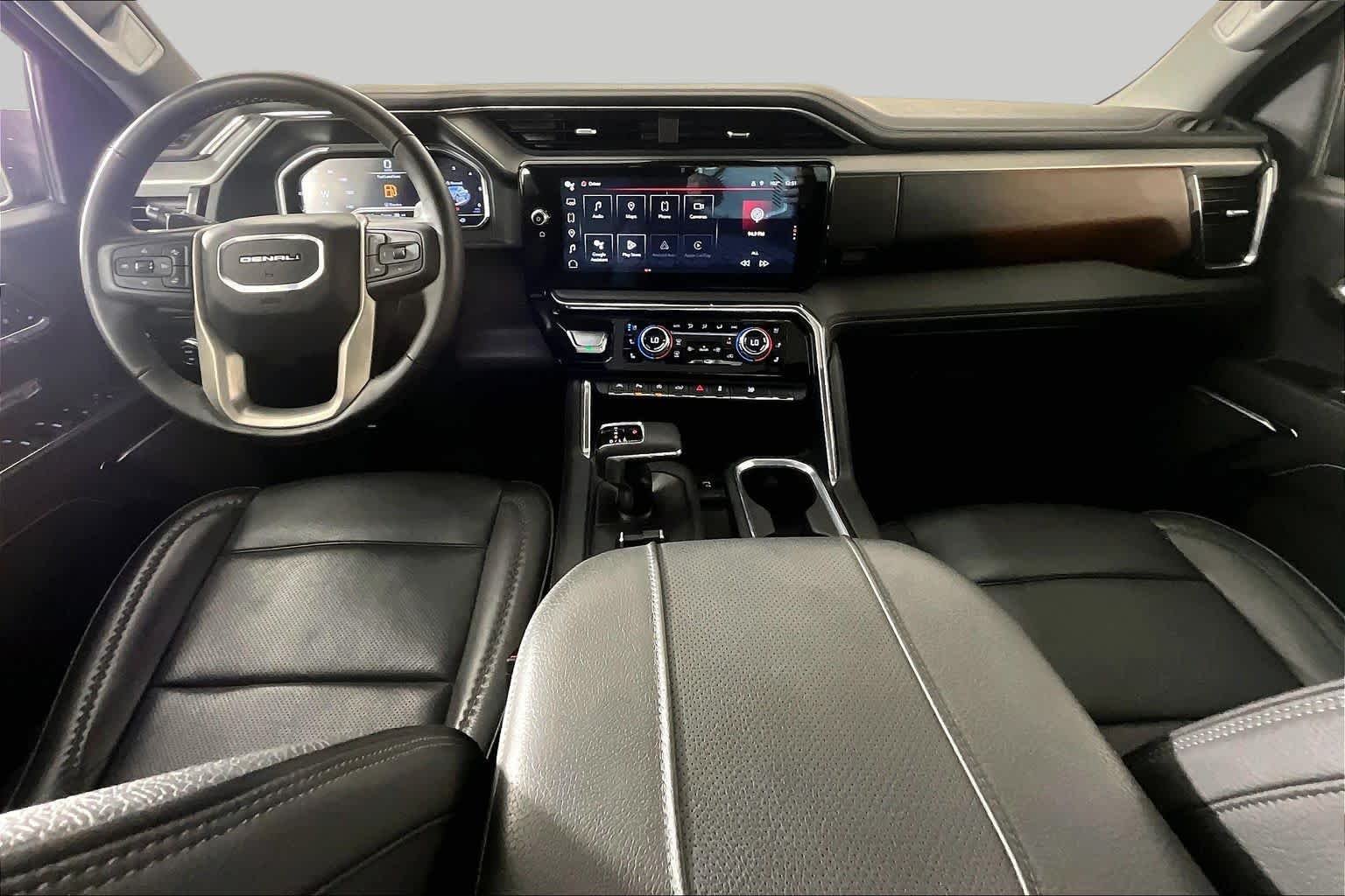 Used 2024 Onyx Black GMC Denali image 14