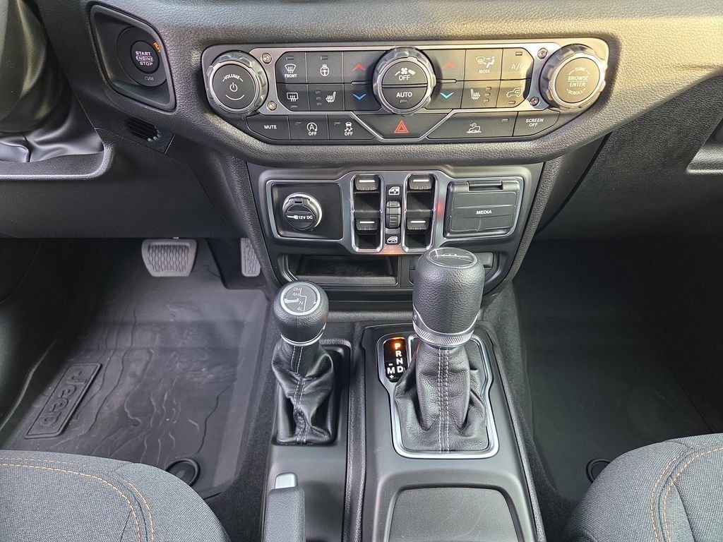 New 2025 41 Exterior Paint Jeep Sport S image 20