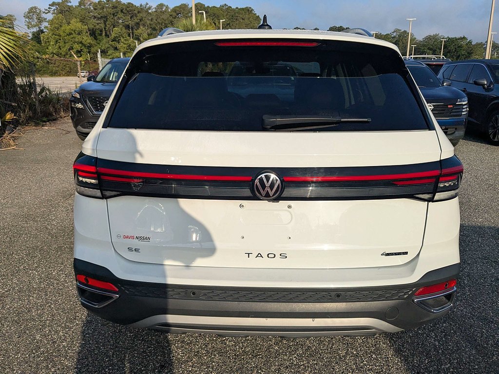 2025 Volkswagen Taos SE - Photo 5