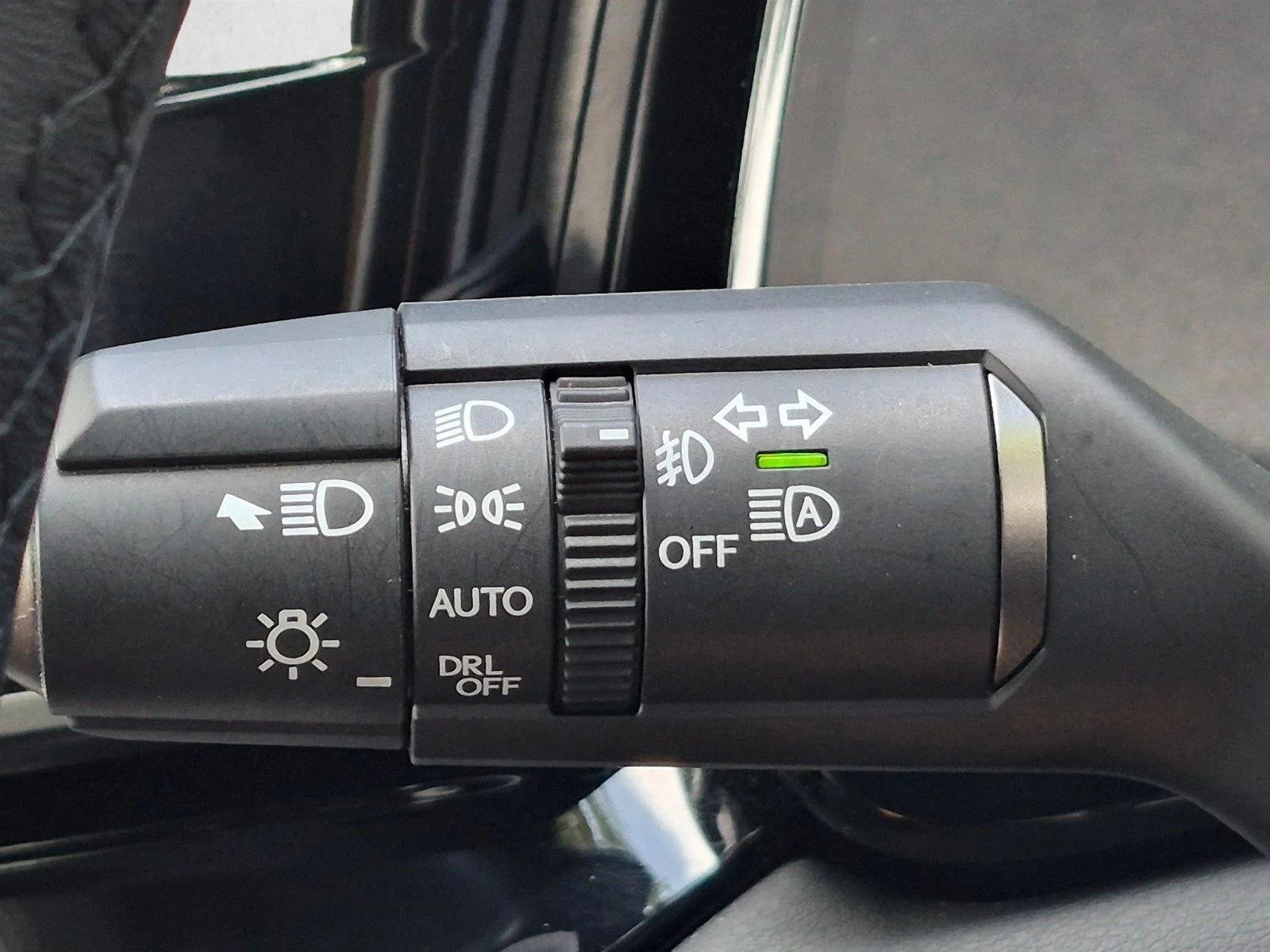 Used 2025 Iridium Lexus RX 350 image 12