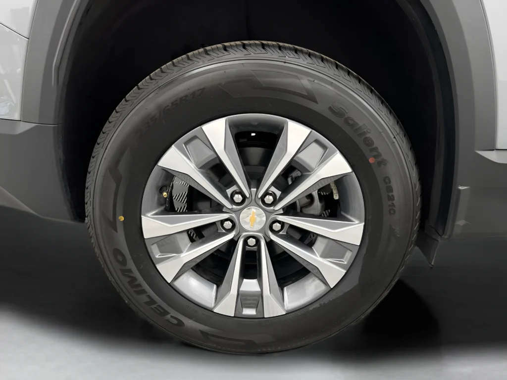 Used 2026 Sterling Gray Metallic Chevrolet LT image 38