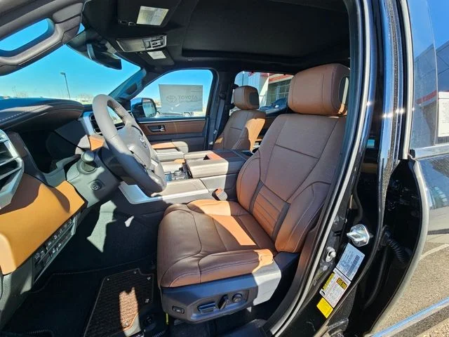 2025 Toyota Tundra 1794 Edition - Photo 18