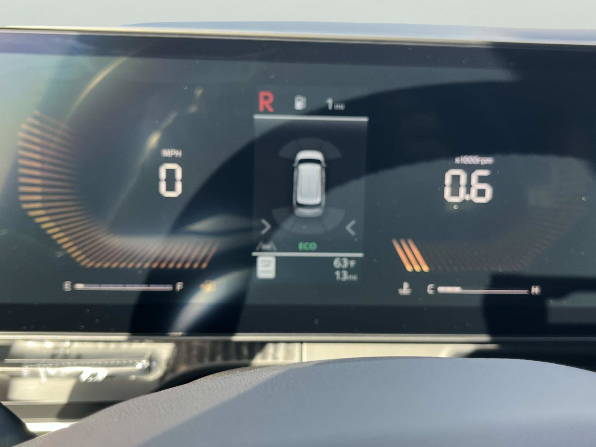 New 2027 Ceramic Silver Kia LXS image 32