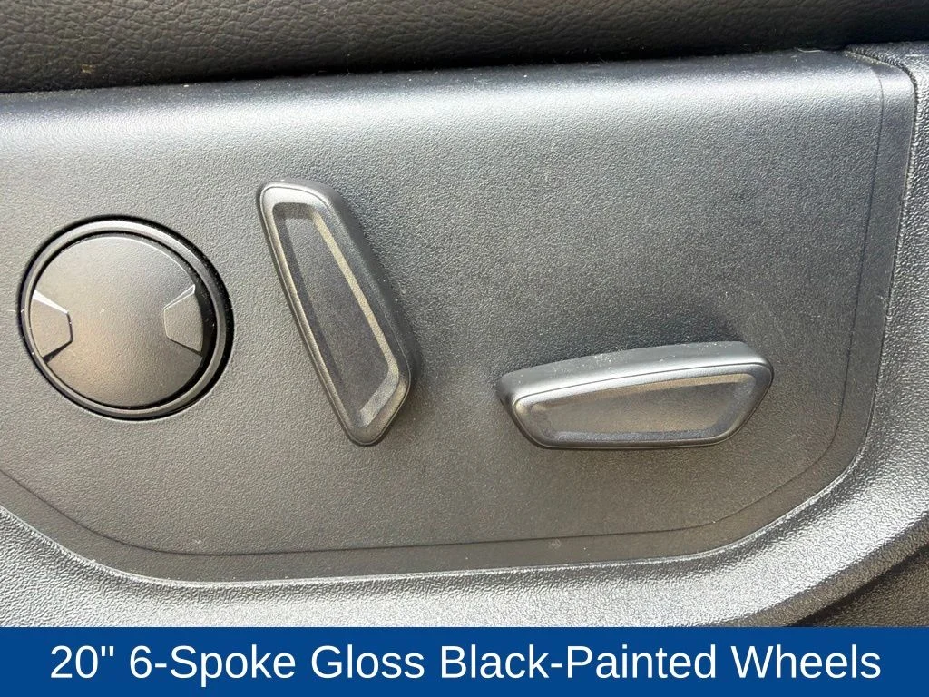 Certified Used 2020 Agate Black Ford XLT image 14