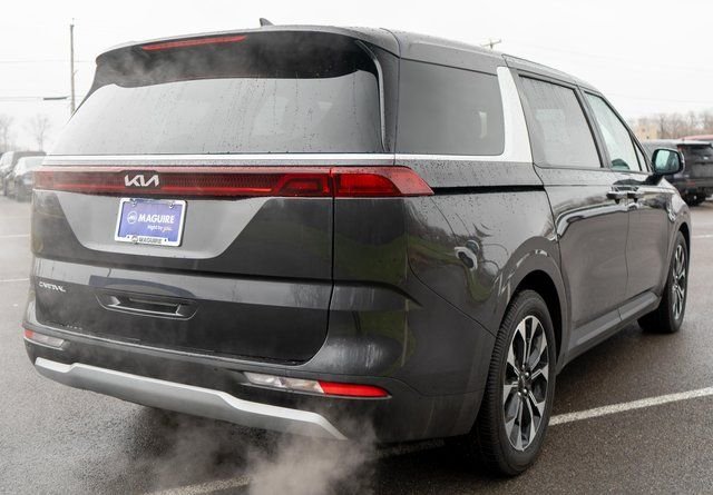 Used 2024 Gray Kia EX image 6