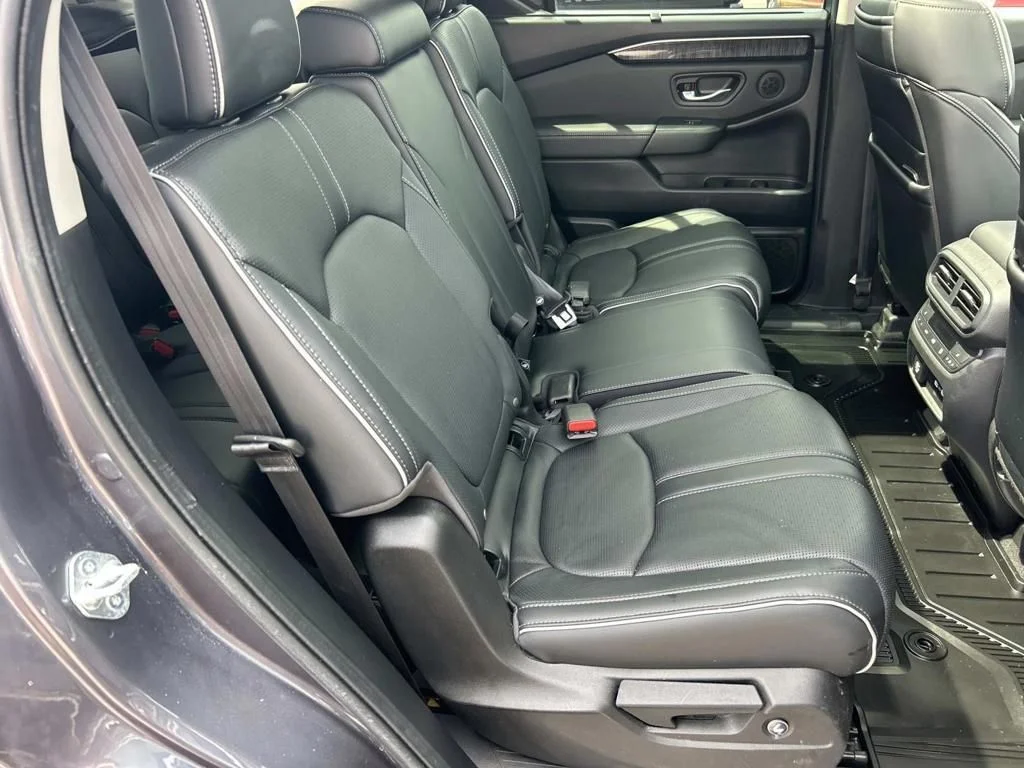 Used 2023  Honda Elite image 9