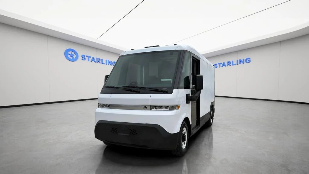 Used 2024 Oyster White BrightDrop EJY image 16