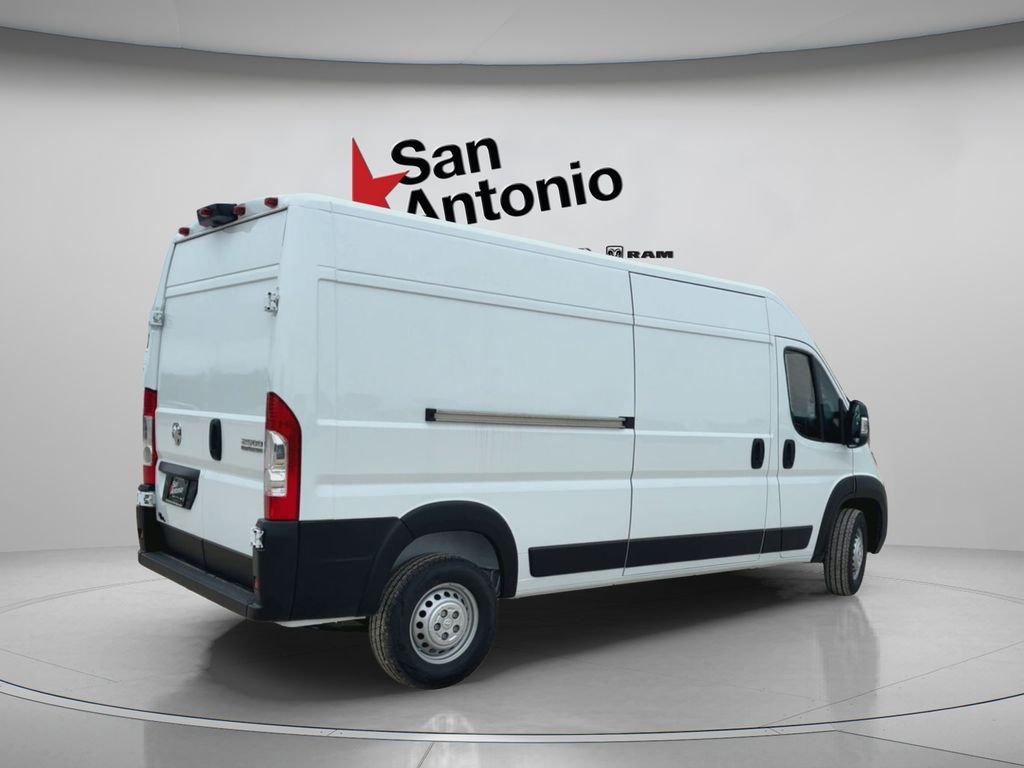 New 2026 Bright White Clear-Coat Exterior Paint RAM High Roof image 15