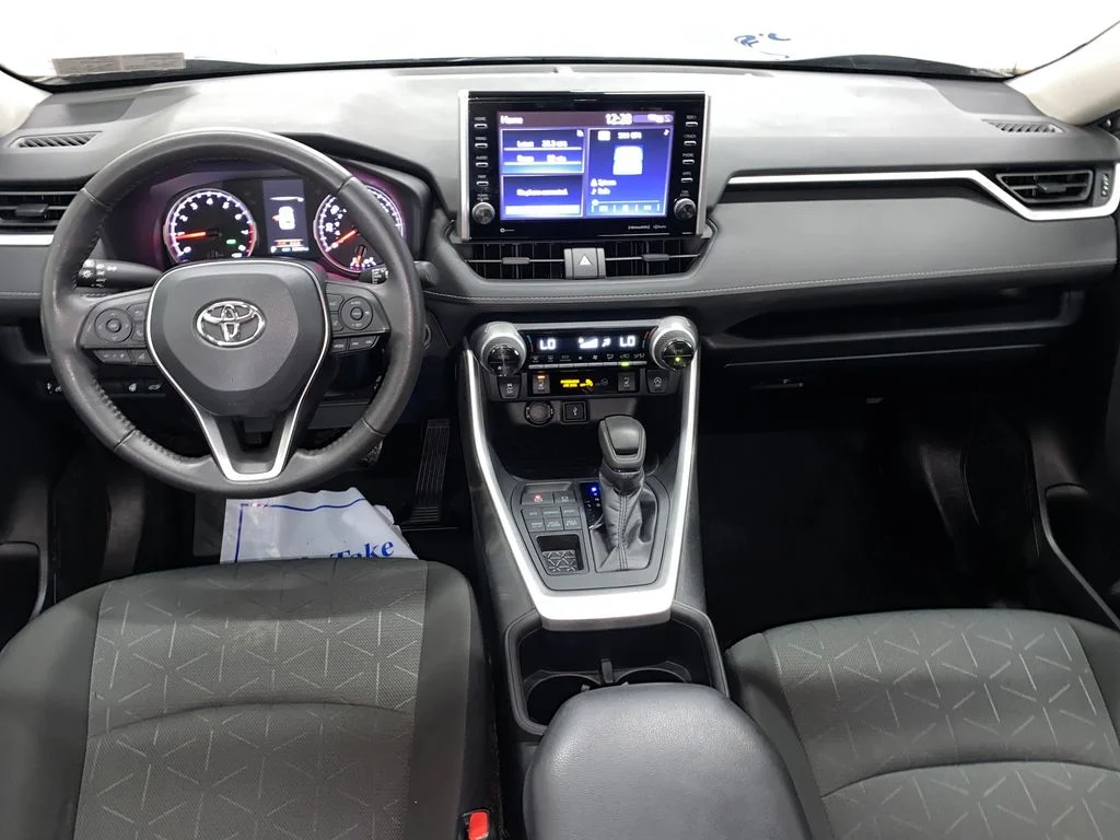 Used 2022 Black Toyota XLE image 28