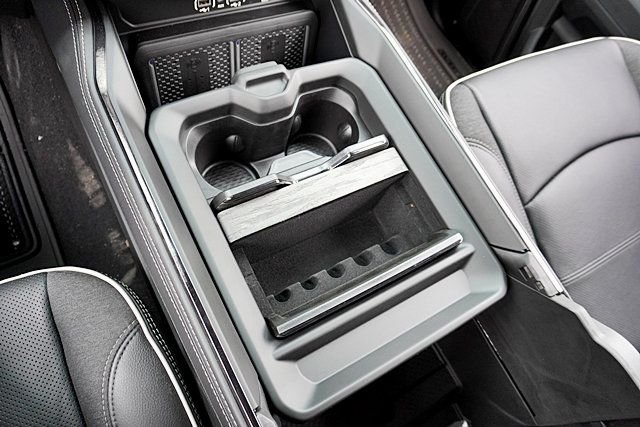 New 2026 Ceramic Gray Clear-Coat Exterior Paint RAM Limited image 40