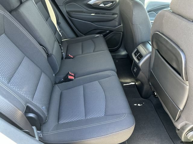 Certified Used 2023 Sterling Metallic GMC SLE image 29