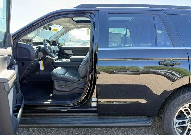 New 2026 Agate Black Metallic Ford Active image 13