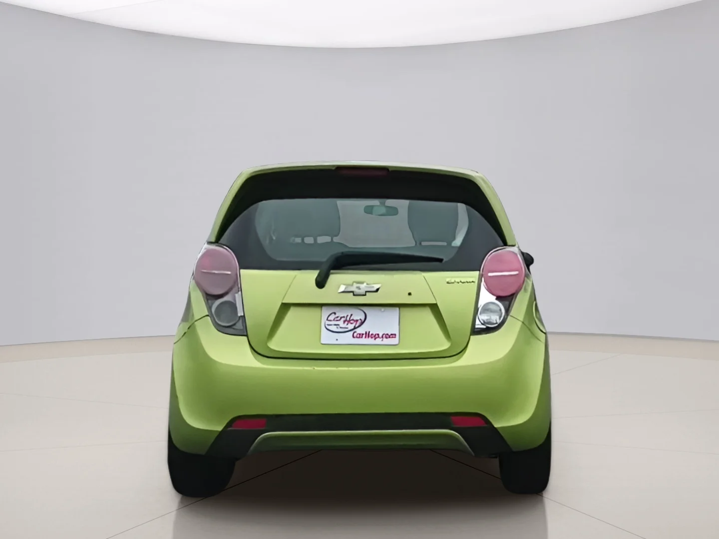 Used 2013 Green Chevrolet LS image 4