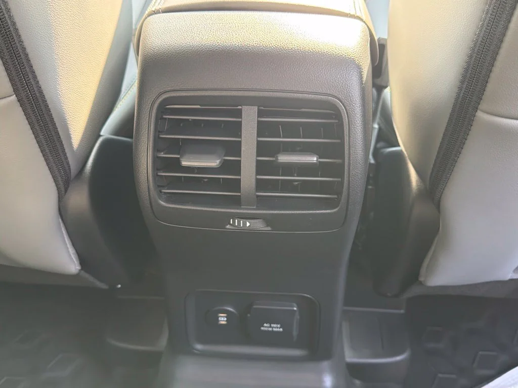 New 2026 Azure Gray Metallic Tri-Coat Ford Badlands® image 22
