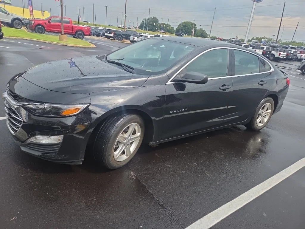 Used 2022 Black Chevrolet LS image 2