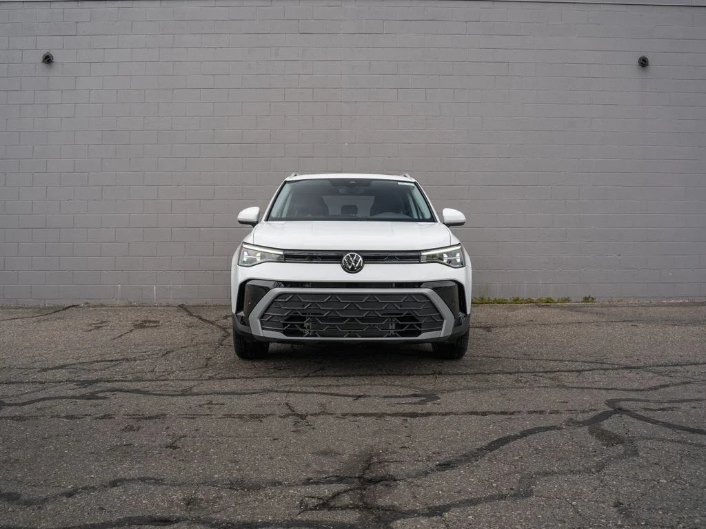 New 2026 White Volkswagen 1.5T SE image 2