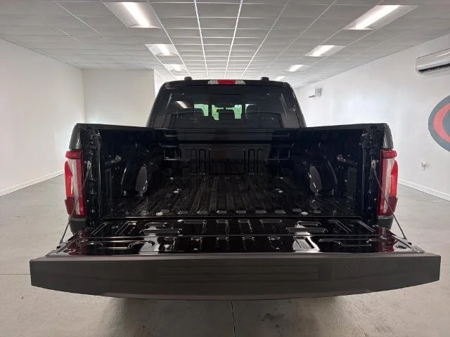 New 2026 Agate Black Metallic Ford Lariat® image 27