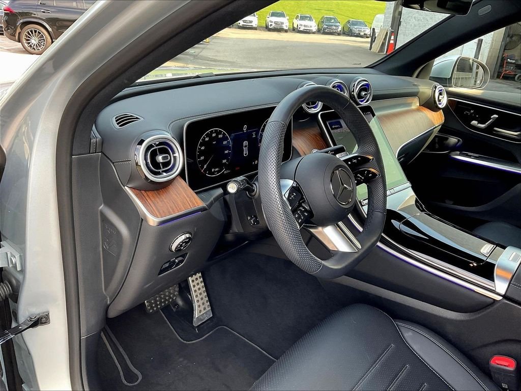 Certified Used 2026 Cirrus Silver Metallic Mercedes-Benz GLC 300 Coupe image 4