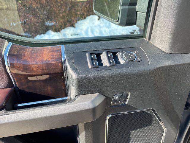 Used 2016 Blue Ford Platinum image 17