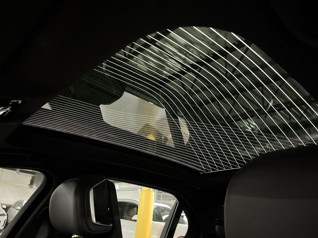 2026 BMW 7 Series 760i - Photo 22