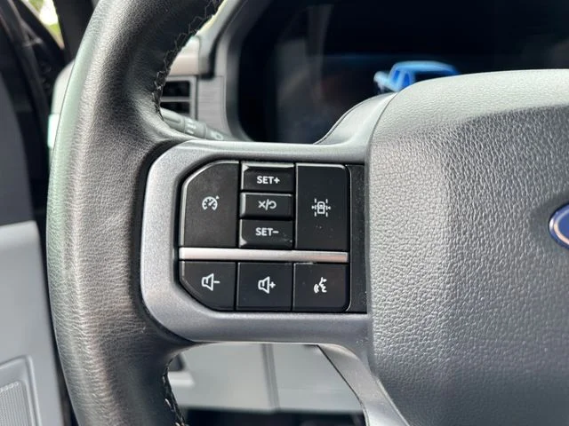 Used 2024 Agate Black Metallic Ford XLT image 22
